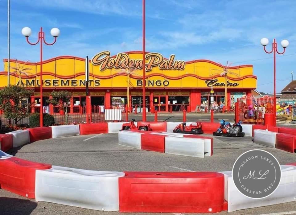 Meadow Lakes 22 - Golden Palm, Pet Friendly, Wifi, Bed Linen - Meadow Lakes Caravan & Lodge Hire Skegness Dış mekan fotoğraf