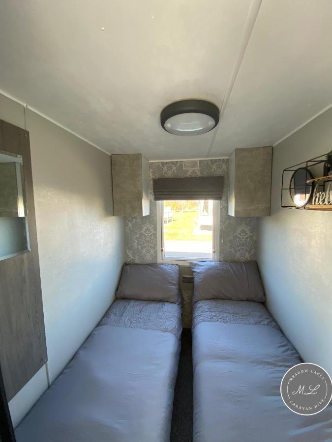 Meadow Lakes 22 - Golden Palm, Pet Friendly, Wifi, Bed Linen - Meadow Lakes Caravan & Lodge Hire Skegness Dış mekan fotoğraf